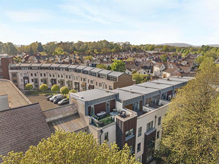 4 Bedroom Town House For Sale In Conway Road, Pontcanna, Cardiff, CF11