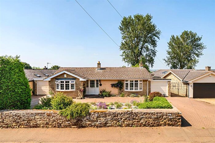 2 Bedroom Detached Bungalow For Sale In Main Street, Upper Stowe, Northampton, NN7