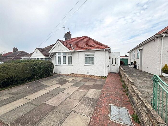 2 Bedroom Bungalow For Sale In Somerden Road, Orpington, Kent, BR5