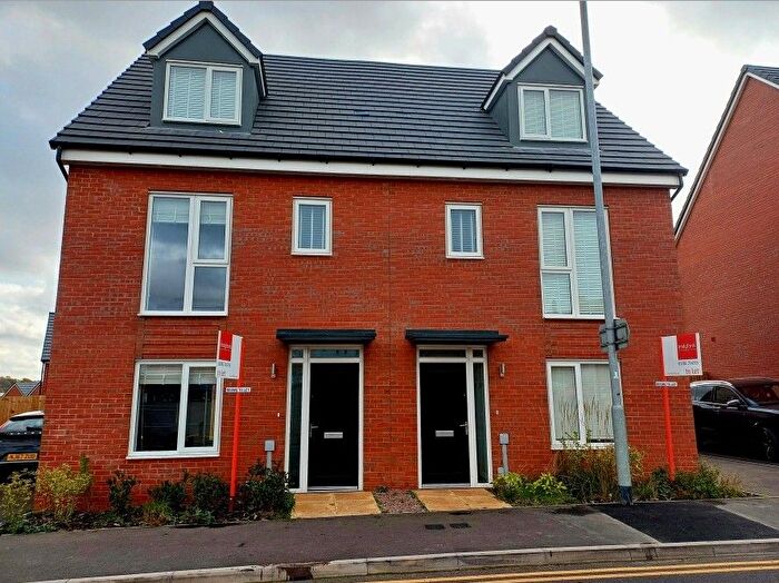 4 Bedroom Property To Rent In Chapel Lane, Stoke-On-Trent, ST6