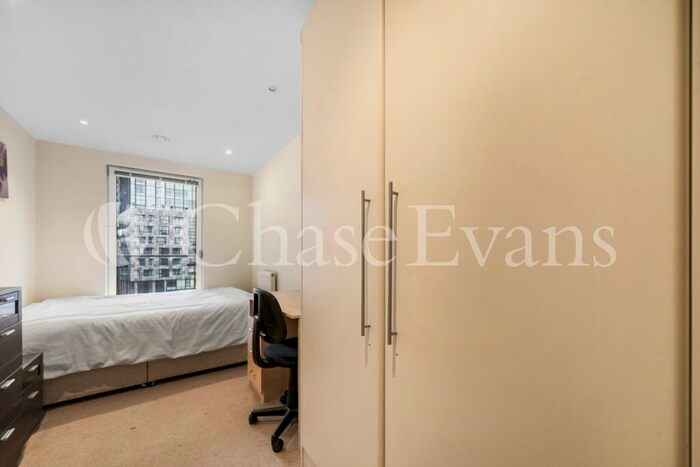 3 Bedroom Flat To Rent In Indescon Square, Canary Wharf, London, E14