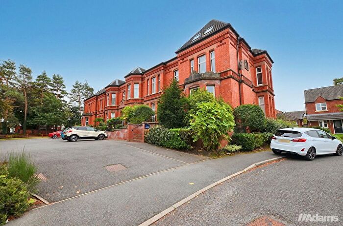 2 Bedroom Flat For Sale In Lawson House, Higher Runcorn, WA7