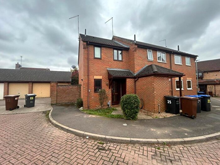 1 Bedroom End Of Terrace House To Rent In Woodpecker Way, East Hunsbury, Northamptohn, NN4