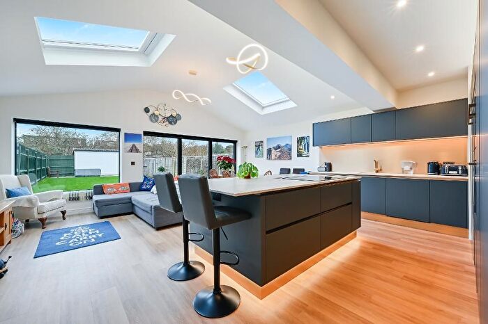 4 Bedroom Semi Detached House To Rent In Springfield Avenue, Merton Park, London, SW20