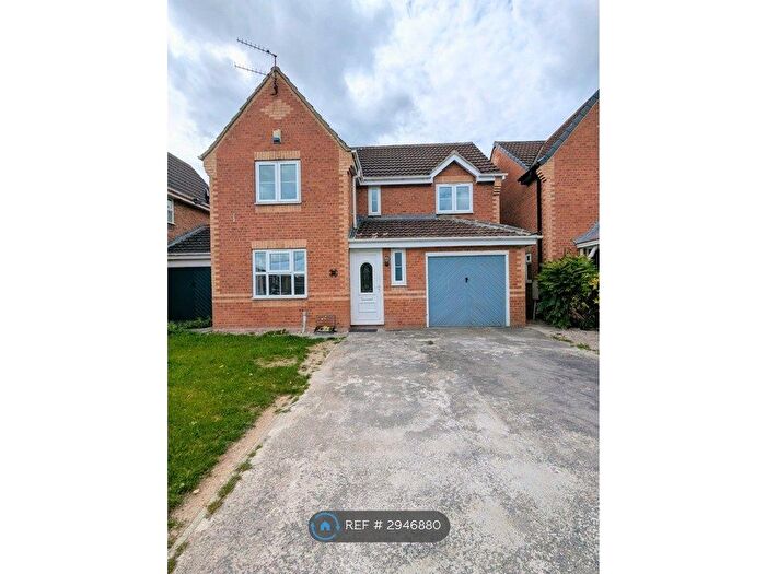 5 Bedroom Semi-Detached House To Rent In Barrowburn Green, Stockton-On-Tees, TS17