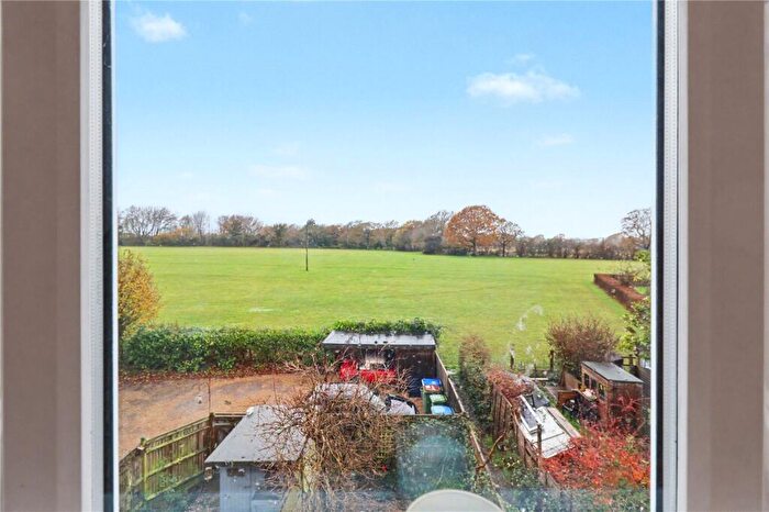 3 Bedroom End Of Terrace House For Sale In Meadow View, Henfield Road, Henfield, BN5