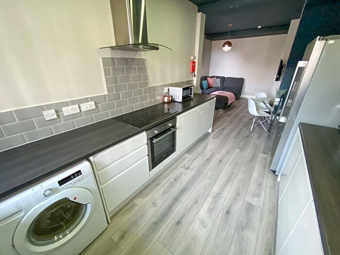 5 Bedroom Property To Rent In Romer Road, Liverpool, L6