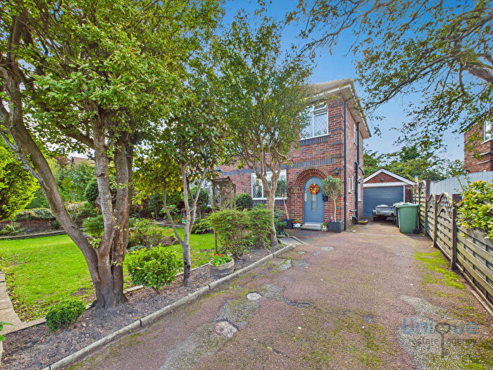 5 Bedroom Detached House For Sale In Heyhouses Lane, Lytham St. Annes, FY8