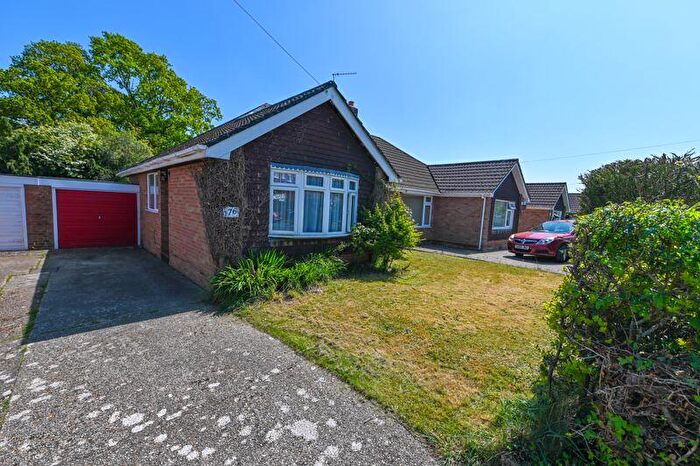 3 Bedroom Detached Bungalow To Rent In Cherry Tree Avenue, Waterlooville, PO8