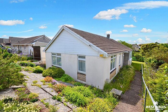 3 Bedroom Detached Bungalow For Sale In Bunkers Hill, Milford Haven, SA73