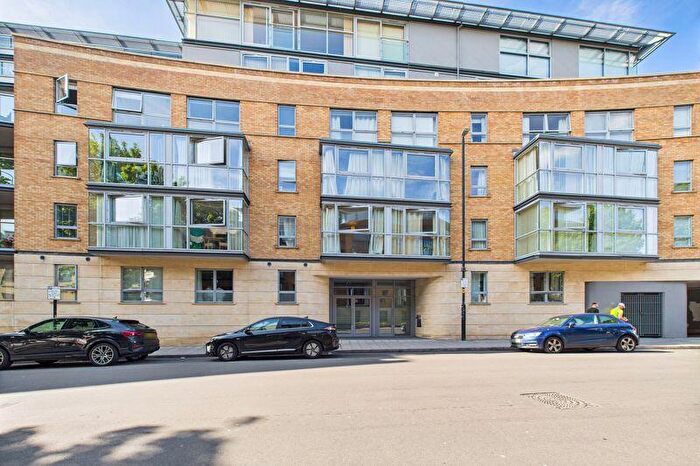 1 Bedroom Apartment To Rent In Merchants Road, Clifton, BS8