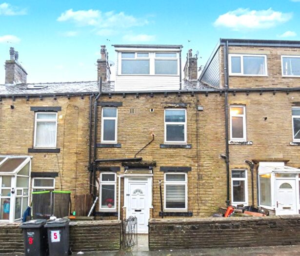 3 Bedroom Terraced House For Sale In Matlock Street, Halifax, HX3
