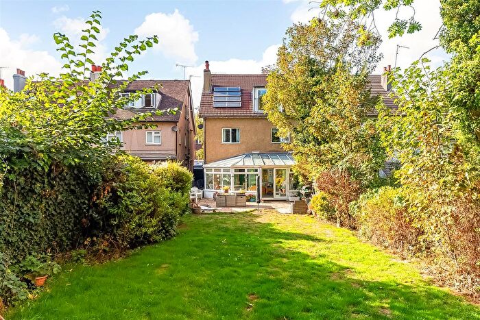5 Bedroom Semi-Detached House For Sale In Brighton Road, Purley, CR8