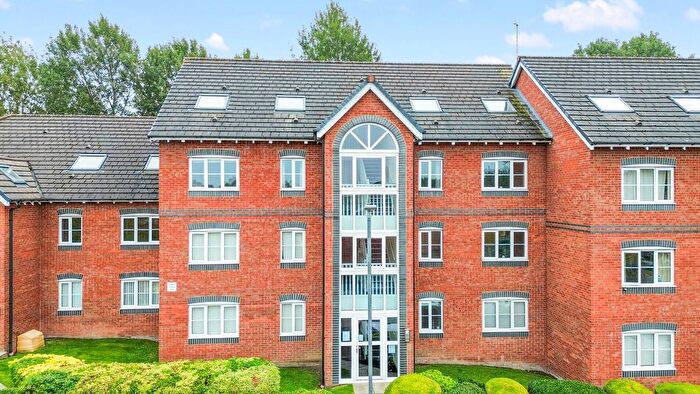 2 Bedroom Flat For Sale In Delph Hollow Way, St. Helens, WA9