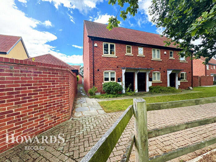 2 Bedroom End Of Terrace House For Sale In Palfrey Place, Halesworth, IP19