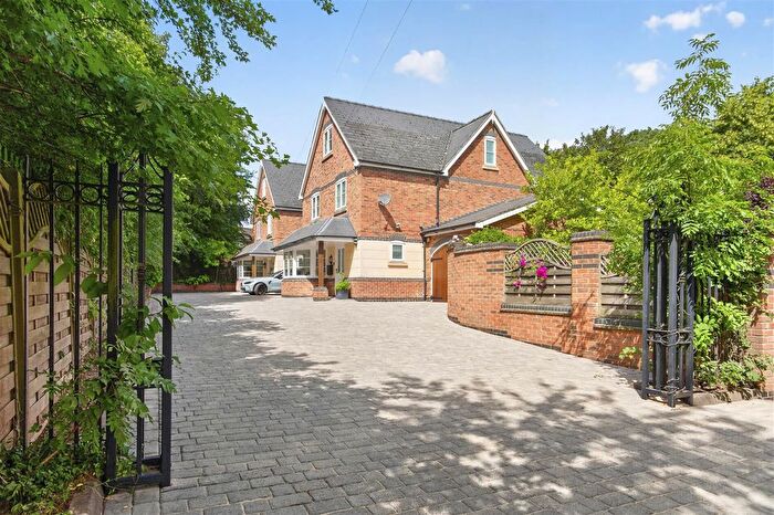 4 Bedroom Detached House For Sale In The Hollies, Shenstone, WS14