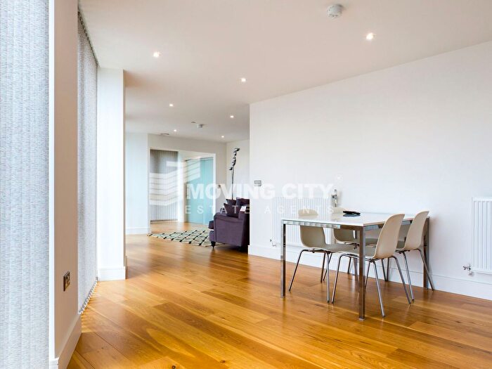2 Bedroom Flat To Rent In City West Tower, High Street, E15