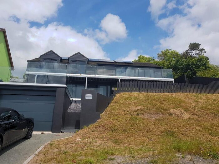 3 Bedroom Detached House To Rent In Trafalgar Terrace, Neyland, Milford Haven, SA73