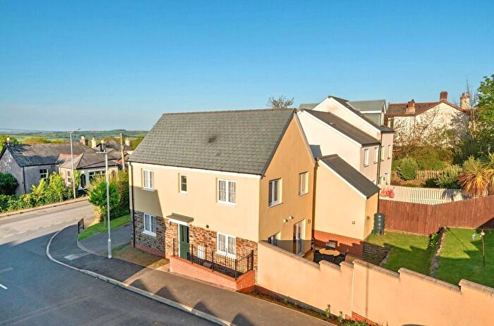 3 Bedroom Detached House For Sale In Buzzard Rise, St. Anns Chapel, Gunnislake, Cornwall, PL18