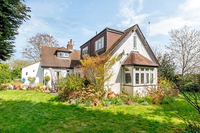 4 Bedroom Detached House For Sale In Lye Green, Buckingahamshire, HP5