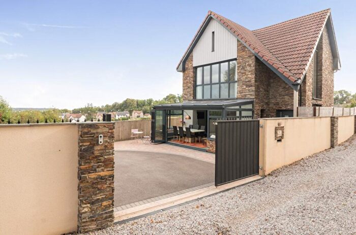 3 Bedroom Detached House For Sale In Stowell Hill Garden, Tytherington, GL12