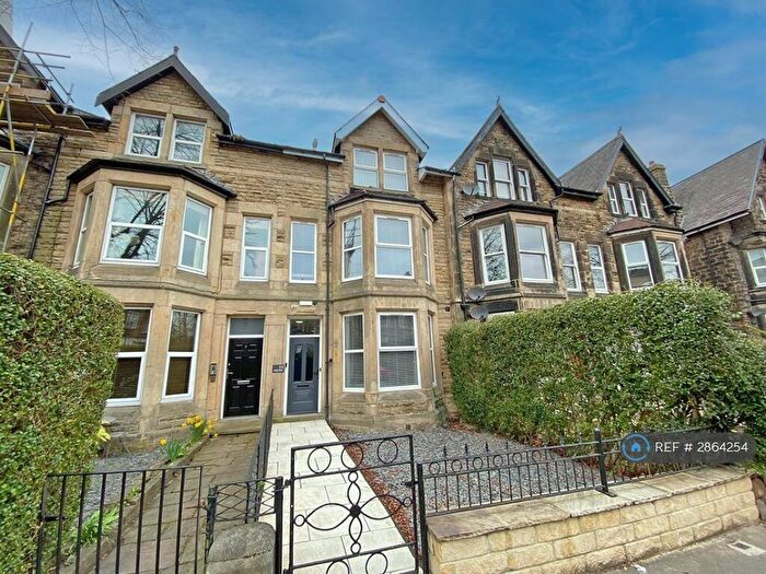 10 Bedroom Detached House To Rent In Dragon Parade, Harrogate, HG1