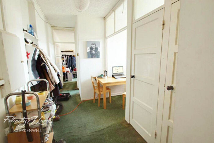 2 Bedroom Detached House To Rent In Percival Street, London, EC1V