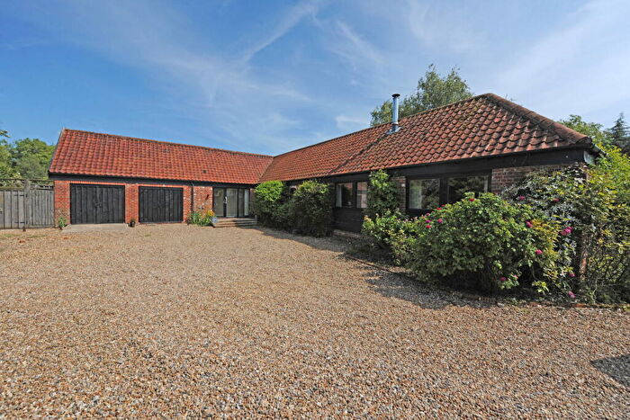 4 Bedroom Barn Conversion For Sale In Pixey Green, Fressingfield, Suffolk, IP21