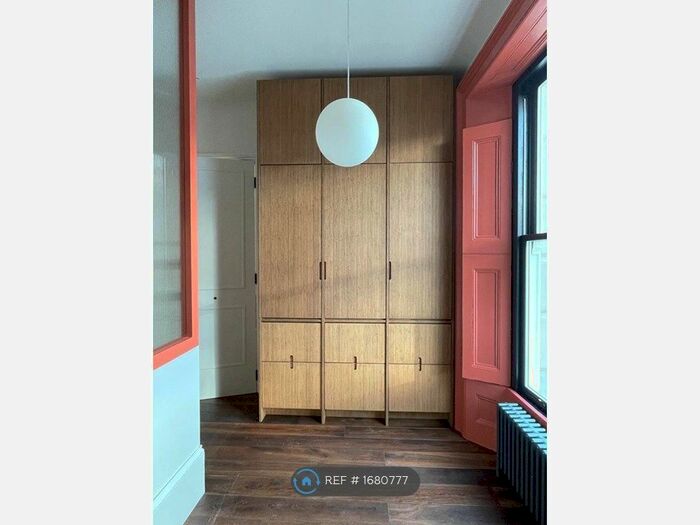 1 Bedroom Flat To Rent In Ground Floor, London, W11