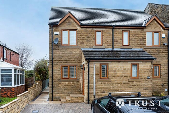3 Bedroom Semi Detached House For Sale In Tichbourne Street, Liversedge, WF15