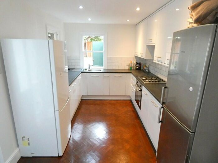 3 Bedroom Terraced House To Rent In Church Road, London, Tottenham, N17