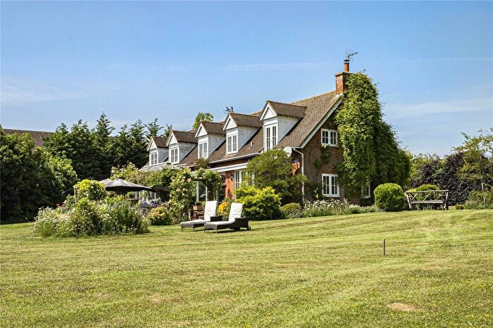 5 Bedroom Detached House For Sale In Potsgrove, Nr Woburn, Milton Keynes, MK17