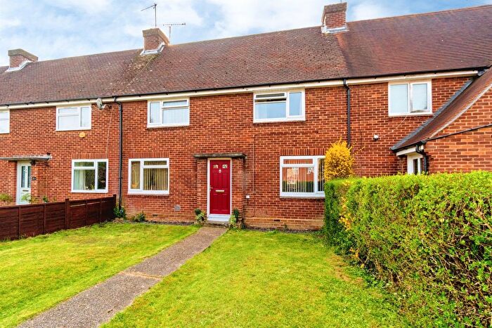 3 Bedroom Terraced House For Sale In Magpie Lane, Eastleigh, SO50