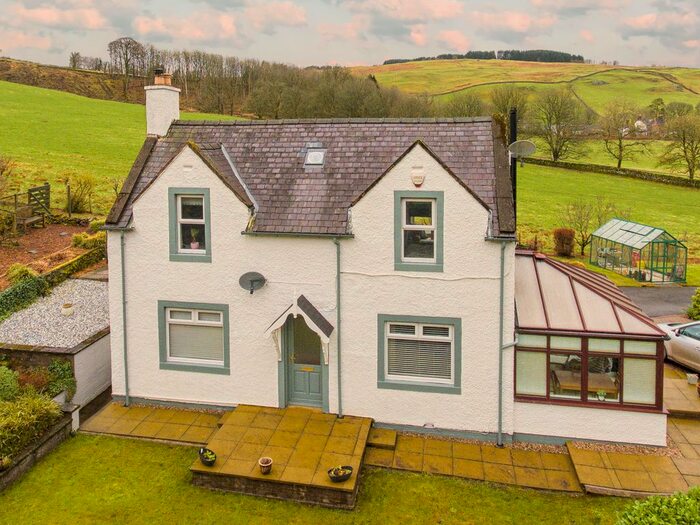 3 Bedroom Detached House For Sale In Craignee Drive, Moniaive, Thornhill DG3