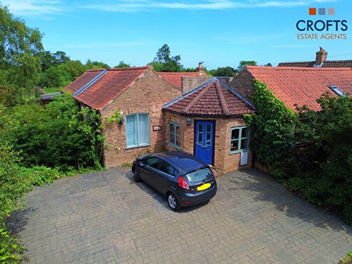 3 Bedroom Barn Conversion For Sale In Chapel Lane, Habrough, DN40