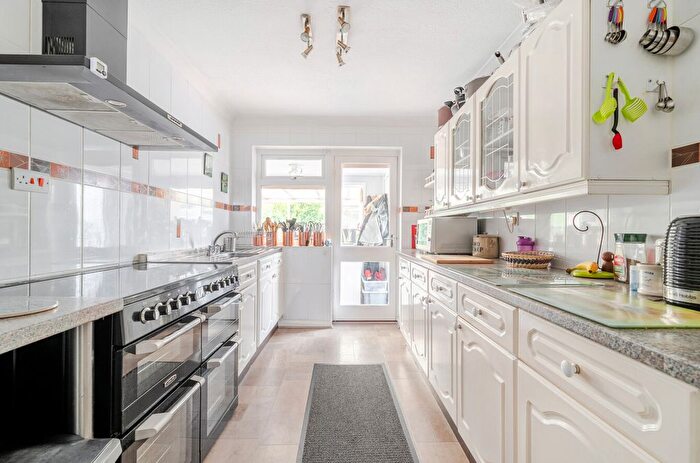 2 Bedroom Detached Bungalow For Sale In Smallcombe Road, Paignton, Devon, TQ3
