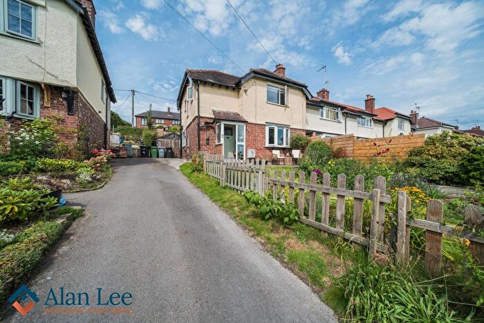 3 Bedroom End Of Terrace House For Sale In Wardle Crescent, Gawsworth, SK11