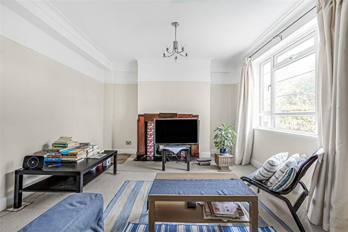 2 Bedroom Flat To Rent In Edge Hill Court, Edge Hill, Wimbledon, SW19