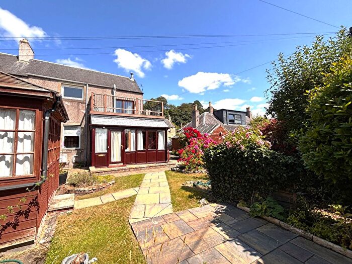 4 Bedroom Semi-Detached House For Sale In Main Street, Newmills, Dunfermline, KY12