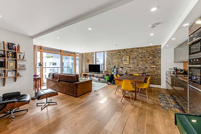 2 Bedroom Flat To Rent In The Henson, Oval Road, Camden, NW1