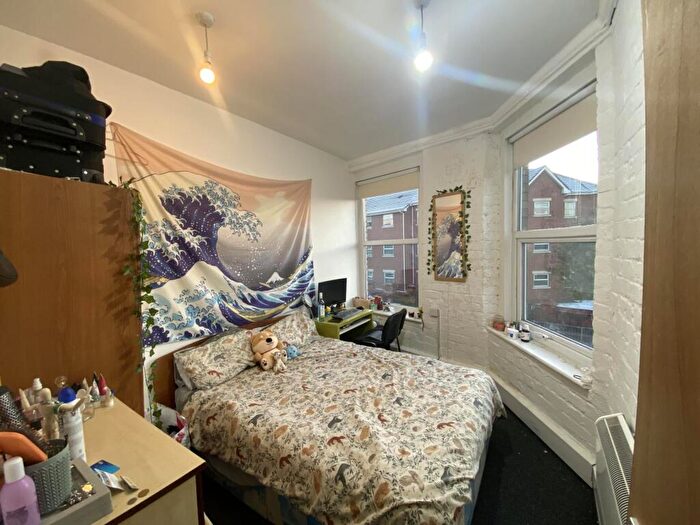 2 Bedroom Flat To Rent In Gainsborough Road, Liverpool, L15