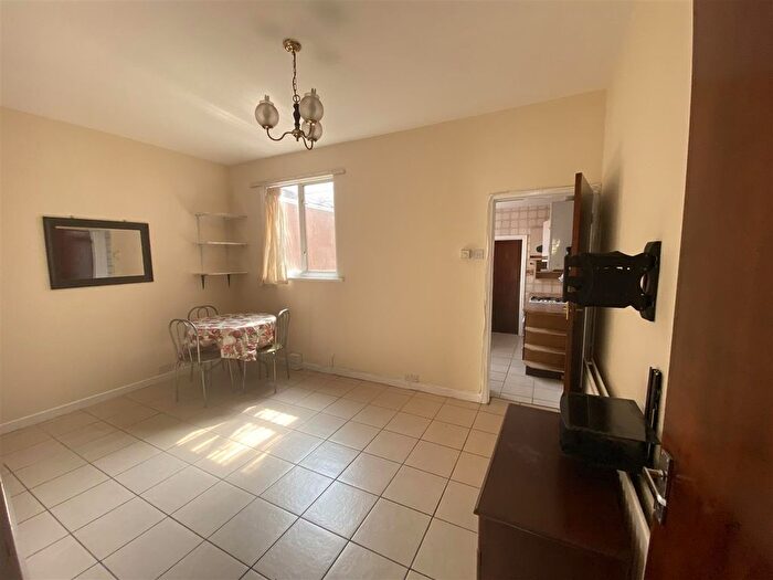 1 Bedroom Property To Rent In Balfour Road, Hounslow, TW3