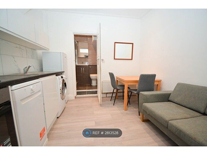 Studio To Rent In Crownfield Road, London, E15