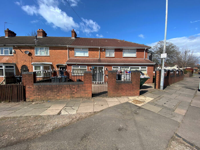 5 Bedroom House To Rent In Wash Lane, Yardley, B25