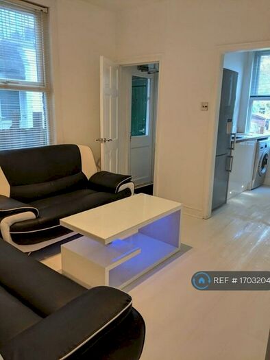 2 Bedroom Flat To Rent In Albert Road, London, E10