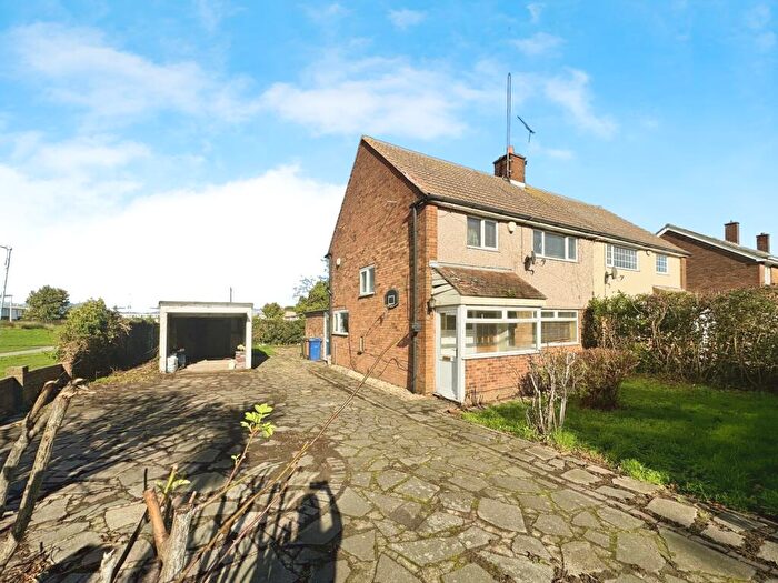 3 Bedroom Semi-Detached House To Rent In Waterson Road, Chadwell St Mary, RM16