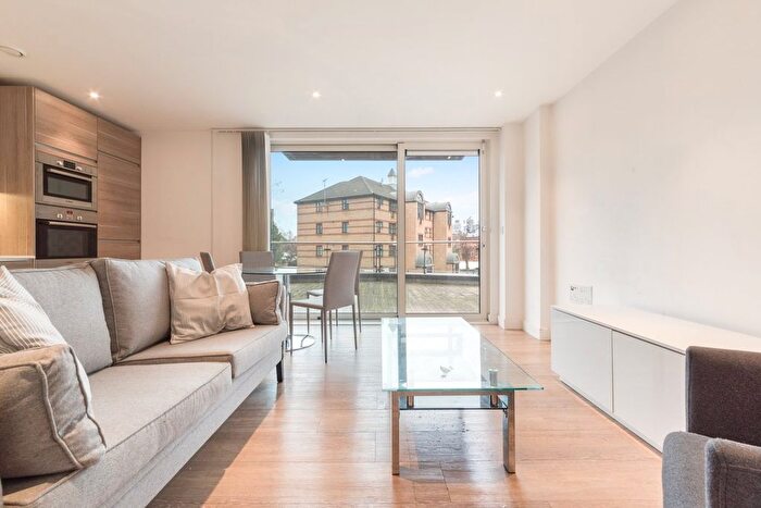 2 Bedroom Flat For Sale In Sirius House, Marine Wharf, Seafearer Way, London, SE16