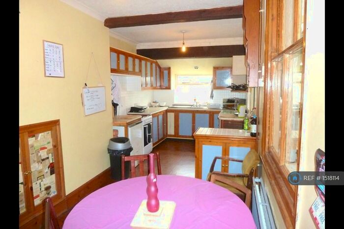 4 Bedroom Terraced House To Rent In St. Annes Road, Exeter, EX1