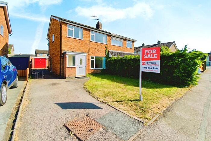 3 Bedroom Semi-Detached House For Sale In Badgers Corner, East Goscote, LE7