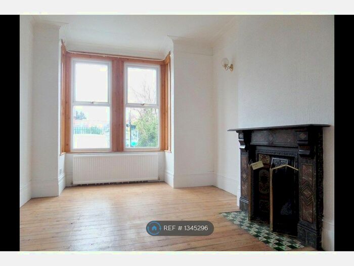 3 Bedroom Terraced House To Rent In Torridon Road, London, SE6